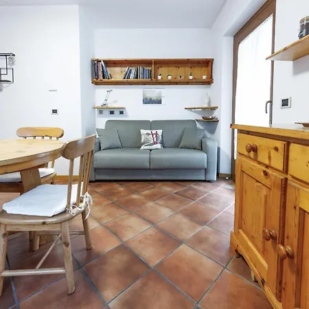 The Alpine Nest Apartamento Isolaccia