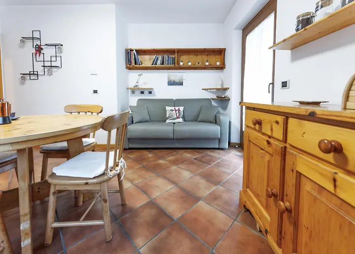 The Alpine Nest Apartamento Isolaccia